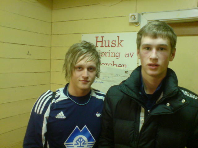 Mål: Tarjei Bjermeland 2 og Ådne Vik 4. (Foto: Asbjørn Vik) Mål: Tarjei Bjermeland 2 og Ådne Vik 4. (Foto: Asbjørn Vik)