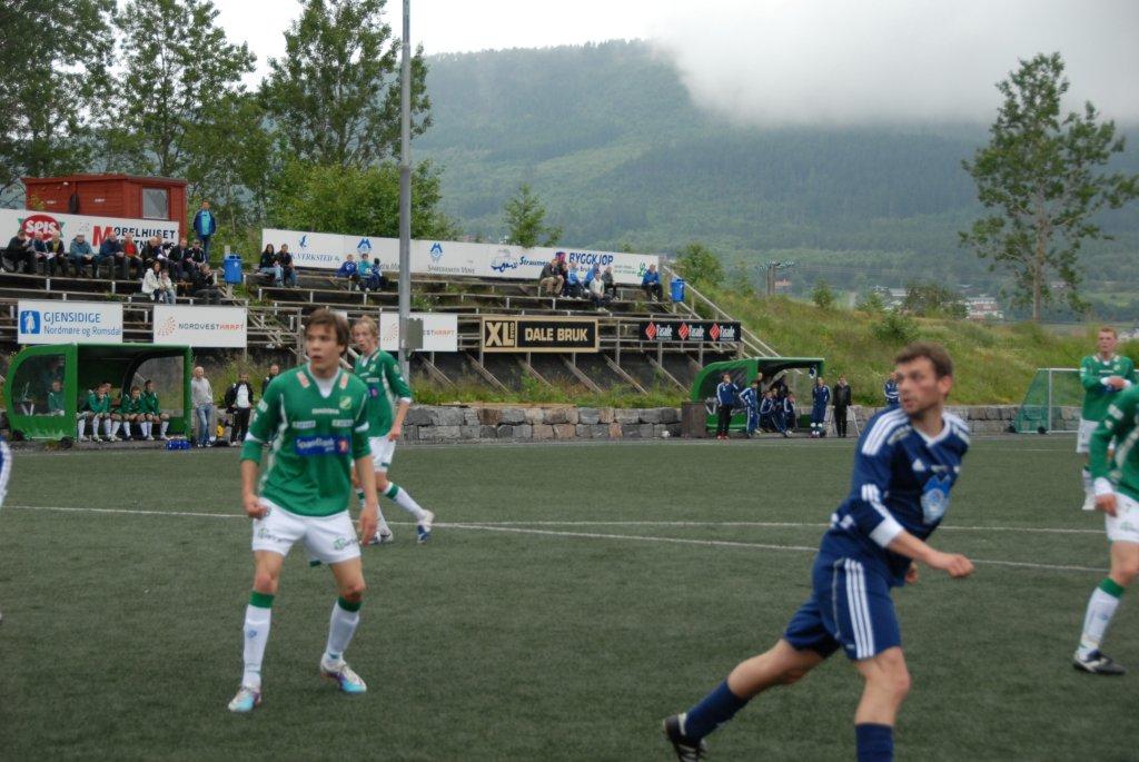 Alexander Connor headar inn utlikninga. Alexander Connor headar inn utlikninga.