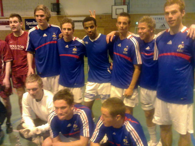 Vinnerlaget Les Bleus. (Foto: Asbjørn Vik) Vinnerlaget Les Bleus. (Foto: Asbjørn Vik)