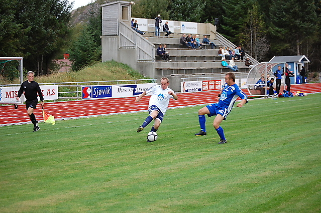 Ronny Leikarnes mot Midsund for to år sidan (Foto: Kai Magne Stokkeland)