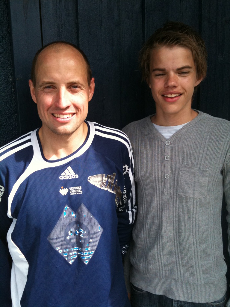 Sivert Øveras og målvakt Lars Håvard Heen Lien (Foto: Asbjørn Vik)