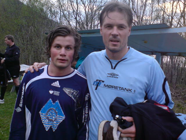 Hovde og Rekdal takker for kampen Hovde og Rekdal takker for kampen