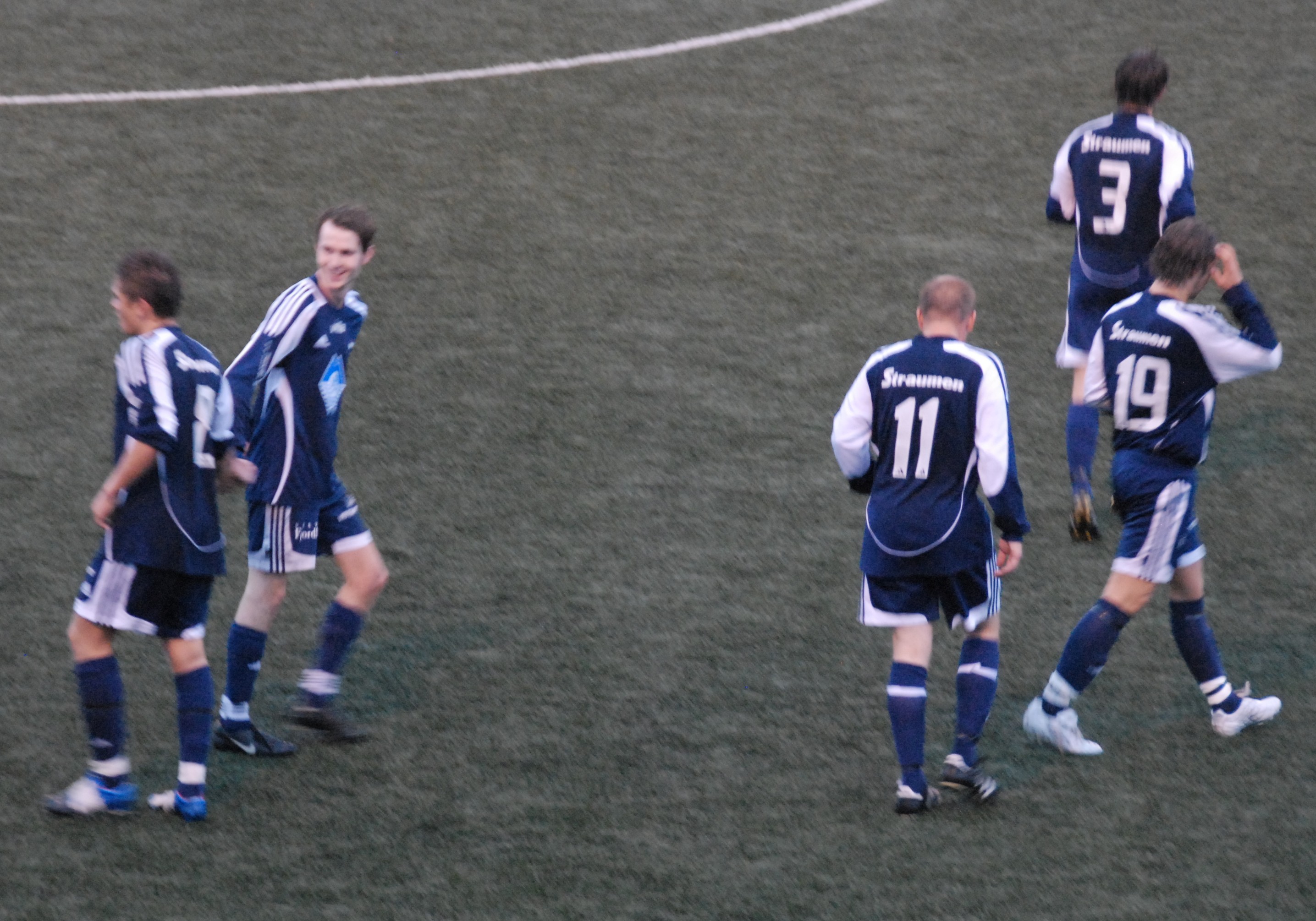 Jubel for Kanishi si 1-0-skåring. Jubel for Kanishi si 1-0-skåring.